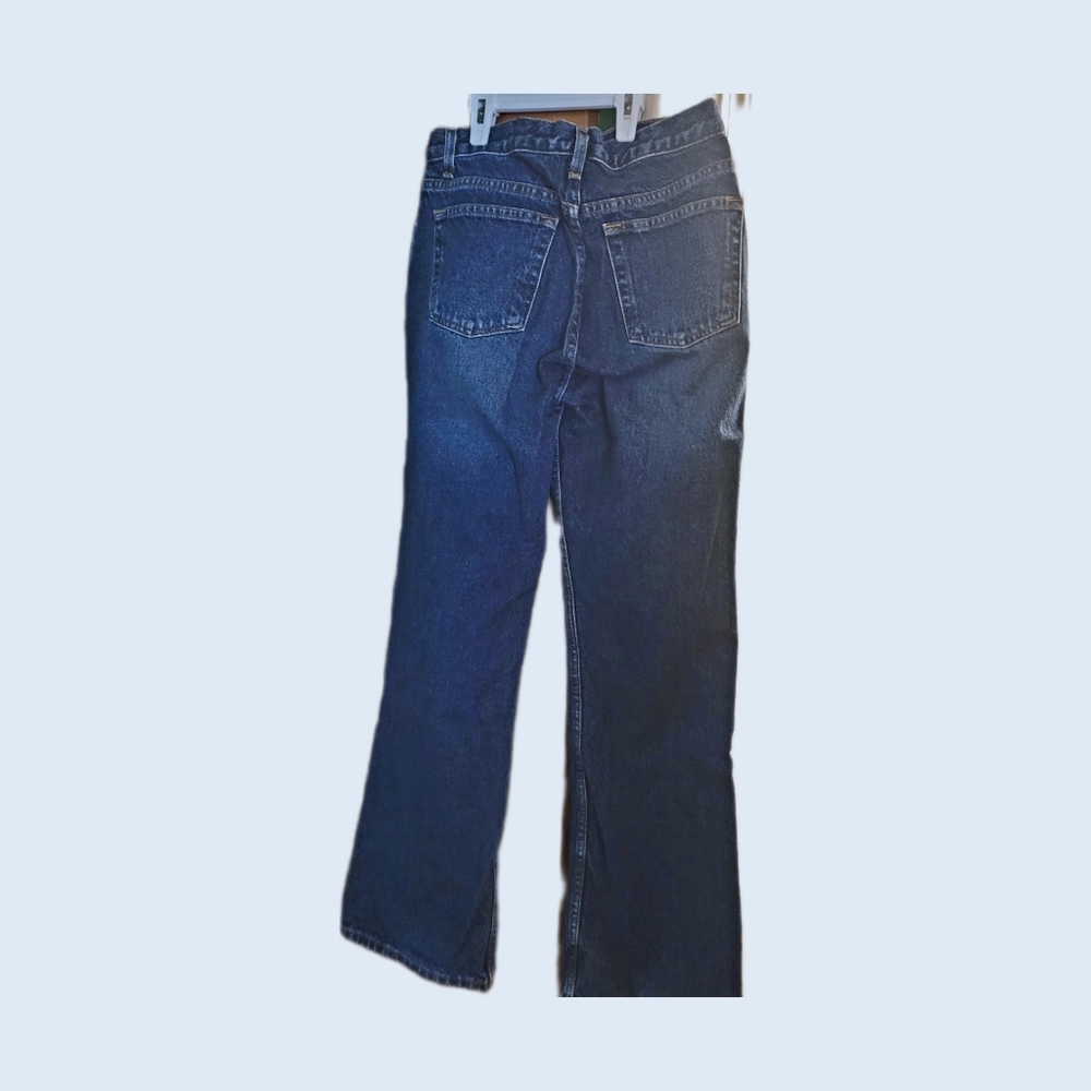 Womens size 8 gap flare jeans